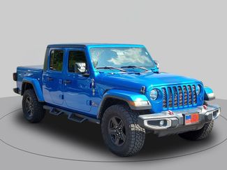Used 2021 Jeep Gladiator Sport AWD/4WD video 1