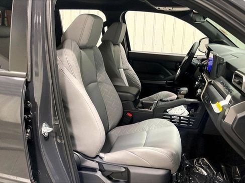 New 2026 Toyota Tacoma SR5 image 32