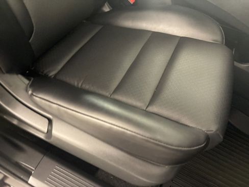 Used 2023 Nissan Rogue SV w/ SV Premium B Package FWD image 30