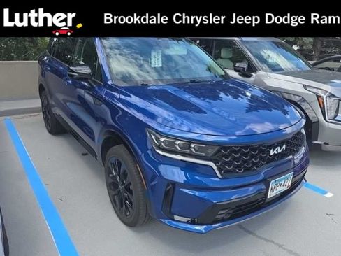 Used 2023 Kia Sorento SX AWD/4WD image 1