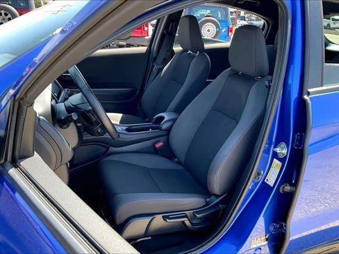 Used 2019 Honda HR-V Sport image 8
