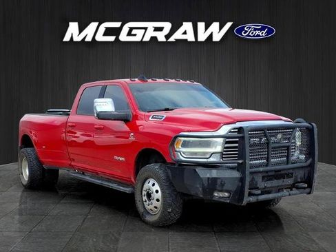 Used 2024 RAM 3500 Laramie AWD/4WD image 4