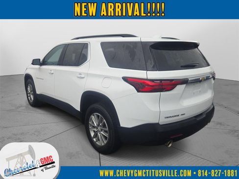 Used 2023 Chevrolet Traverse LT image 10