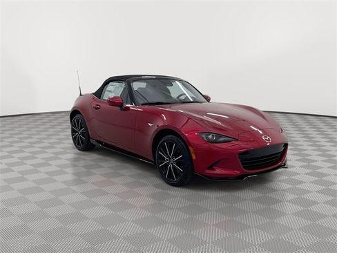New 2025 MAZDA MX-5 Miata Grand Touring w/ Appearance Package image 13