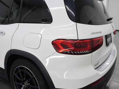 Used 2022 Mercedes-Benz GLB 35 AMG 4MATIC image 31