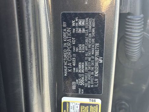 Used 2023 Kia Soul LX w/ Option Group 015 FWD image 32