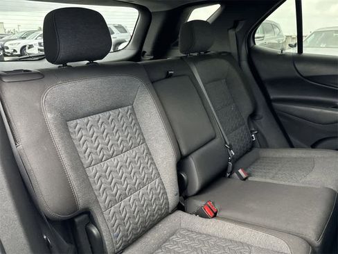 Used 2023 Chevrolet Equinox LT image 26