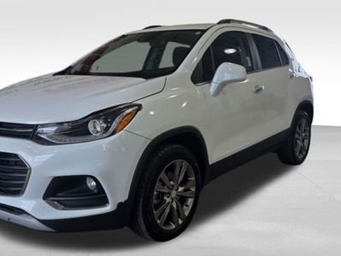 Used 2017 Chevrolet Trax Premier w/ Driver Confidence II Package image 1