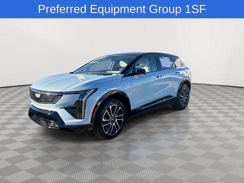 Used 2025 Cadillac Optiq Sport 1 image 4