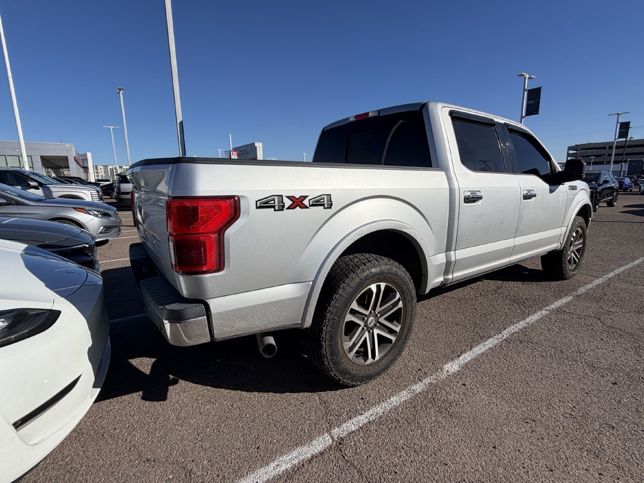Used 2019 Ford F150 Lariat w/ Equipment Group 502A Luxury AWD/4WD image 9