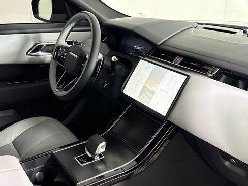 New 2026 Land Rover Range Rover Velar Dynamic SE image 30