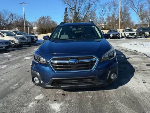 Used 2019 Subaru Outback 2.5i Premium image 3