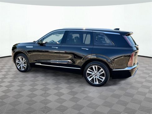 New 2026 Cadillac Vistiq Luxury image 5