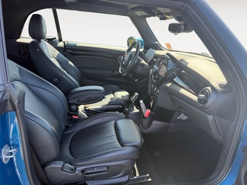 Used 2023 MINI Cooper S FWD image 19