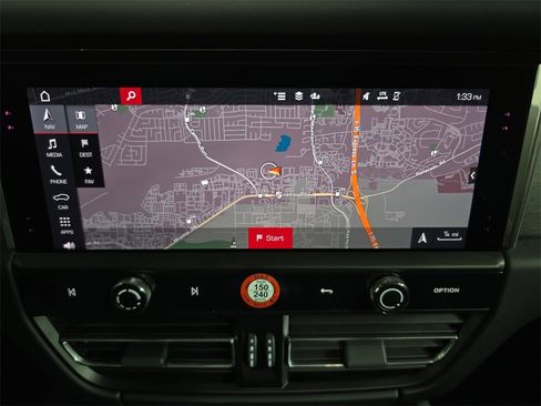 Used 2025 Porsche Macan GTS image 18