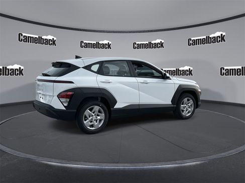 New 2026 Hyundai Kona SE image 7