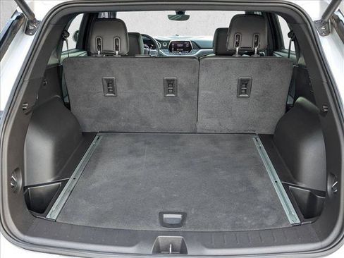 Used 2019 Chevrolet Blazer Premier w/ Sun and Wheels Package image 6