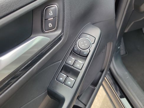 Used 2025 Ford Escape ST-Line AWD/4WD image 19