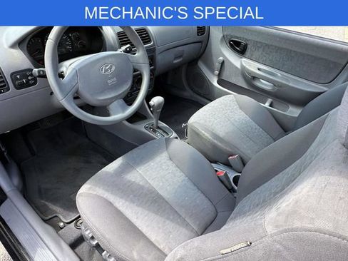 Used 2003 Hyundai Accent GL FWD image 11