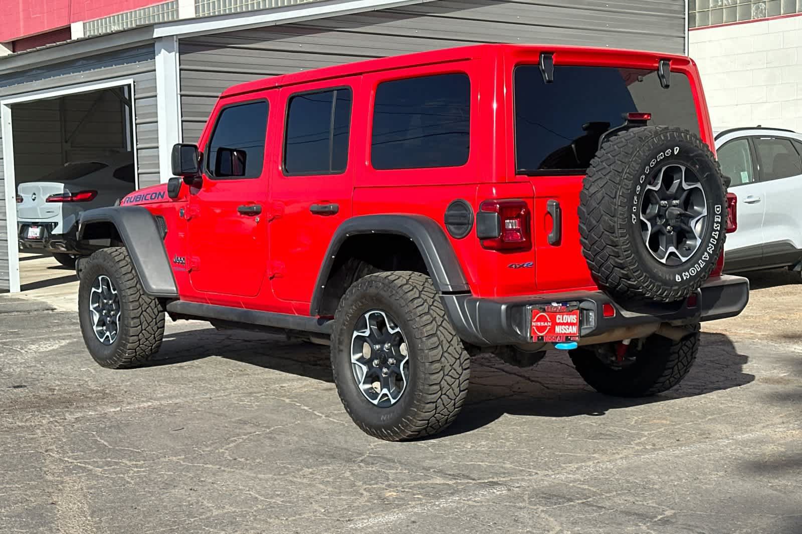 Used 2023 Jeep Wrangler Unlimited Rubicon 4xe w/ Cold Weather Group AWD/4WD image 7