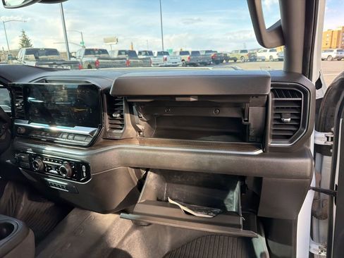 Used 2024 Chevrolet Silverado 3500 LT w/ Convenience Package image 37