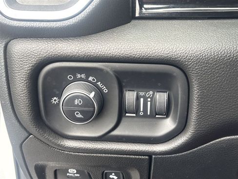 Used 2025 RAM 1500 Laramie w/ Night Edition AWD/4WD image 18