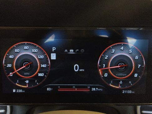 Used 2025 Hyundai Elantra SEL FWD image 23