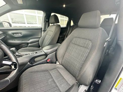 Used 2024 Honda HR-V Sport image 8