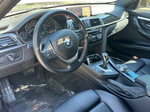 Used 2018 BMW 330i Sedan RWD image 11