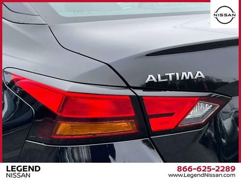 Used 2023 Nissan Altima 2.5 S image 11