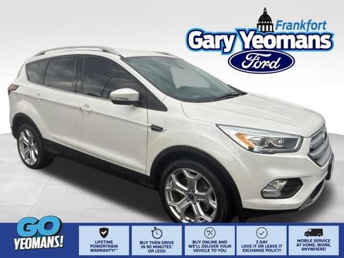 Used 2019 Ford Escape Titanium w/ U9j03 - Titanium Tow Package AWD/4WD image 1