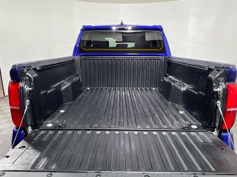 Used 2024 Toyota Tacoma TRD Off-Road AWD/4WD image 22