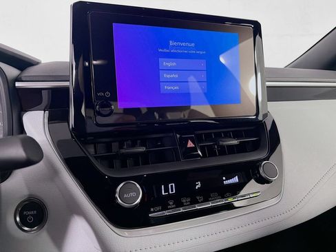 Used 2025 Toyota Corolla SE FWD image 18