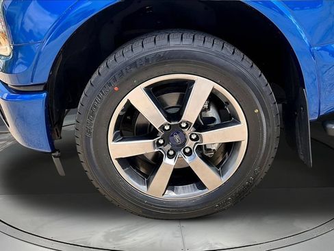 Used 2017 Ford F150 XLT w/ Equipment Group 302A Luxury AWD/4WD image 36