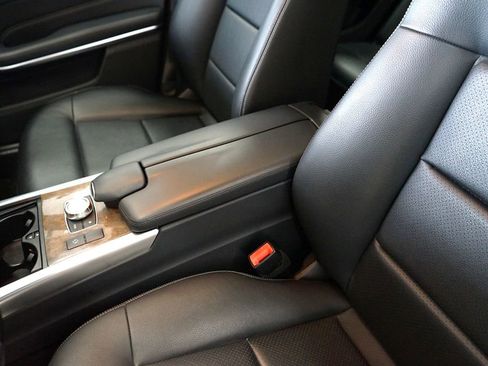 Used 2014 Mercedes-Benz E 350 4MATIC Sedan image 29