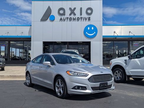 Used 2016 Ford Fusion SE AWD/4WD image 1