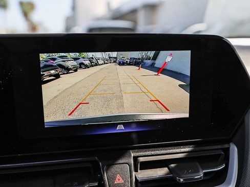 Used 2024 Chevrolet TrailBlazer LT FWD image 23