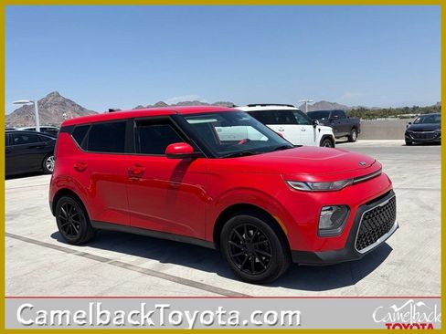 Used 2020 Kia Soul S FWD image 1