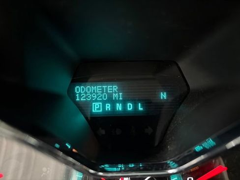 Used 2017 Chevrolet Traverse LS FWD image 8