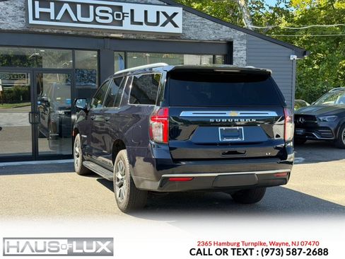 Used 2021 Chevrolet Suburban LT AWD/4WD image 20