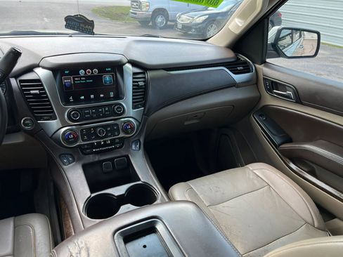 Used 2015 Chevrolet Tahoe LT RWD image 18
