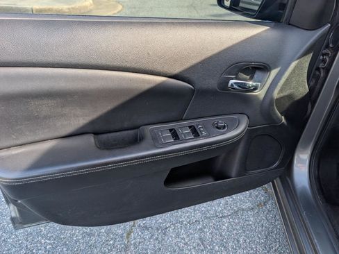 Used 2013 Dodge Avenger SXT w/ Sun/Sound Group image 13