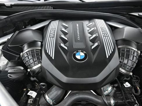 Used 2020 BMW X5 M50i w/ Premium Package AWD/4WD image 17