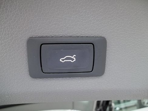 Used 2013 Audi Q7 3.0T Premium Plus image 25