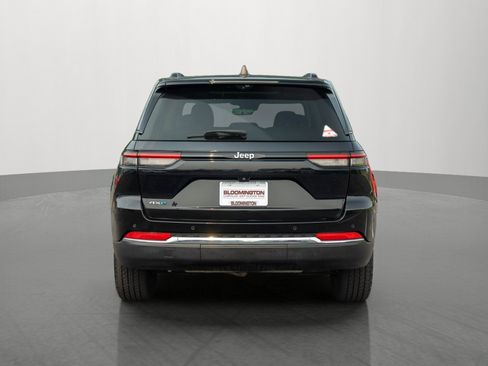 Used 2022 Jeep Grand Cherokee Limited 4xe w/ Luxury Tech Group II AWD/4WD image 6