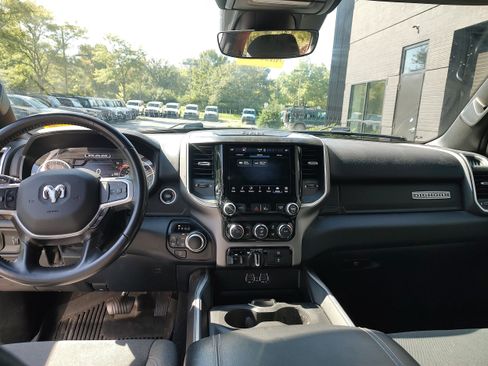 Used 2022 RAM 1500 Big Horn w/ Trailer Tow Group AWD/4WD image 8