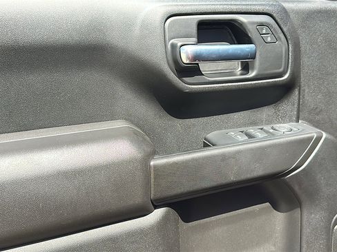 Used 2023 Chevrolet Silverado 1500 Custom image 16