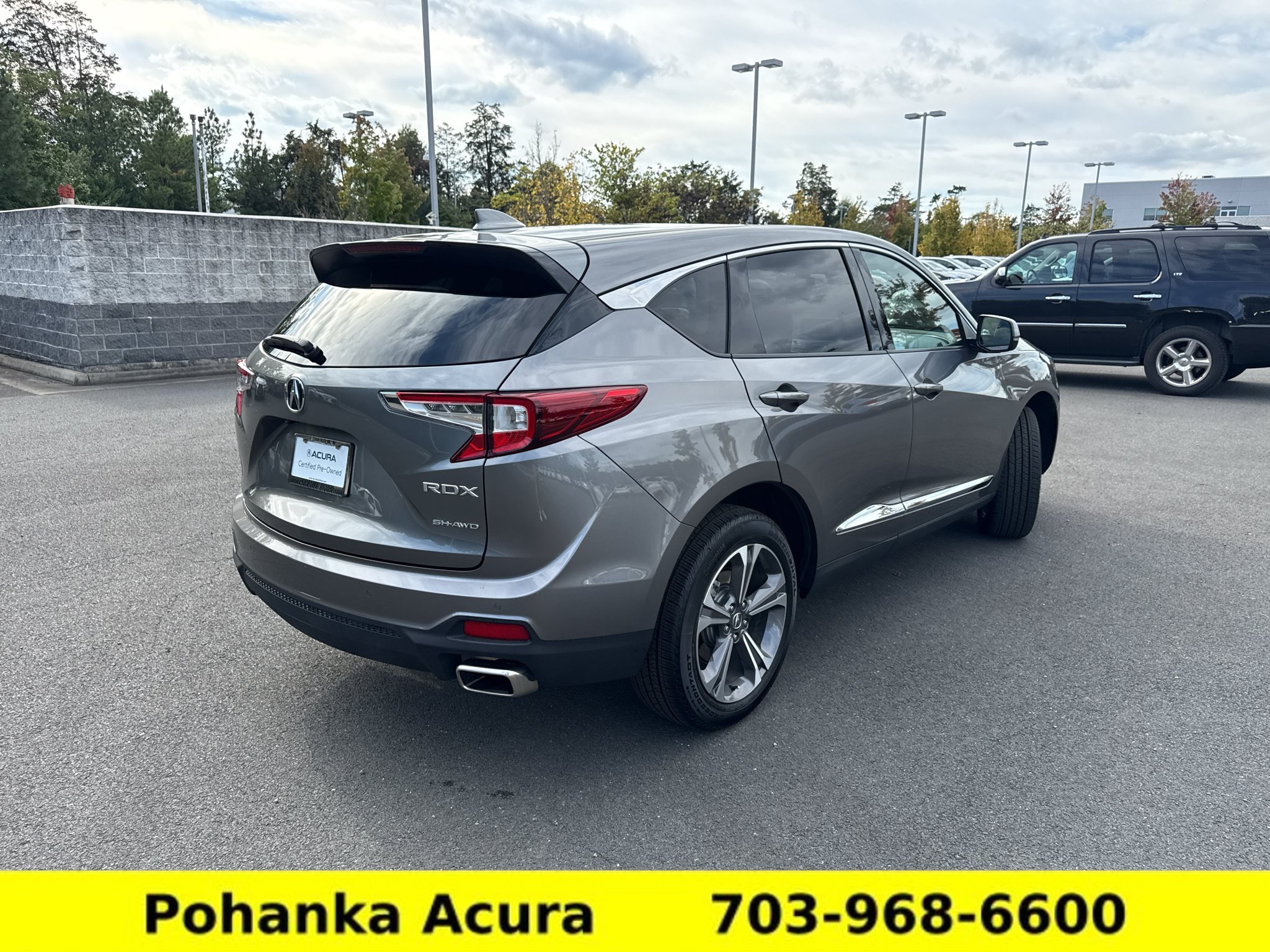 Used 2025 Acura RDX w/ Technology Package AWD/4WD image 7