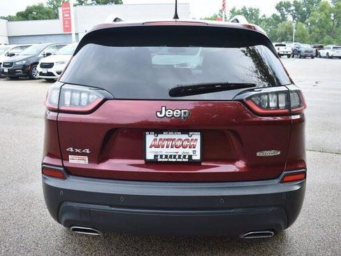 Used 2019 Jeep Cherokee Latitude Plus AWD/4WD image 7