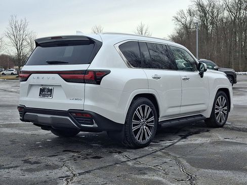 New 2026 Lexus LX 600 4WD w/ Luxury Package image 4